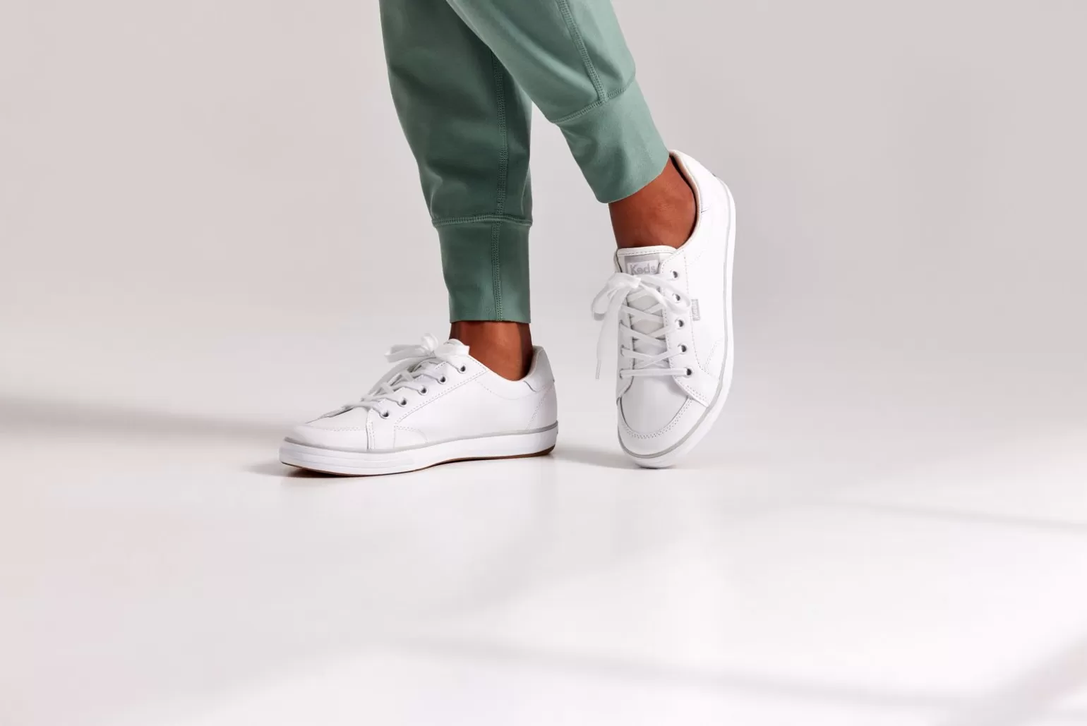 Keds Leather>Women's Center Iii Leather Sneaker White