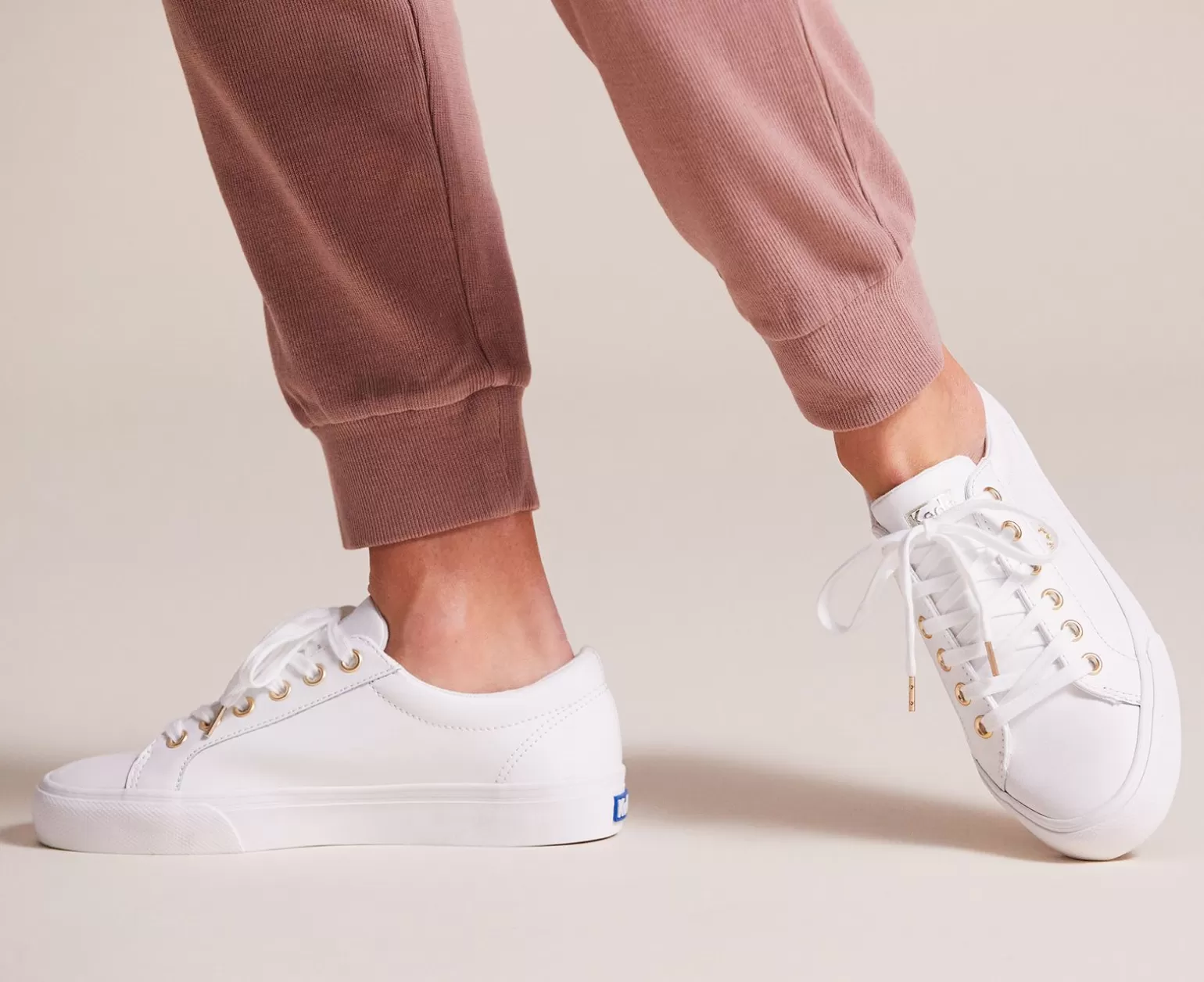 Keds Leather>Women's Jump Kick Leather Sneaker White Gold